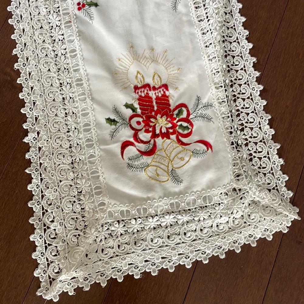 Holiday Table runner